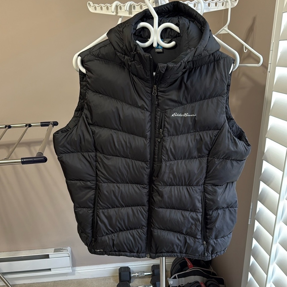 Eddie Bauer Hooded Puffer Vest